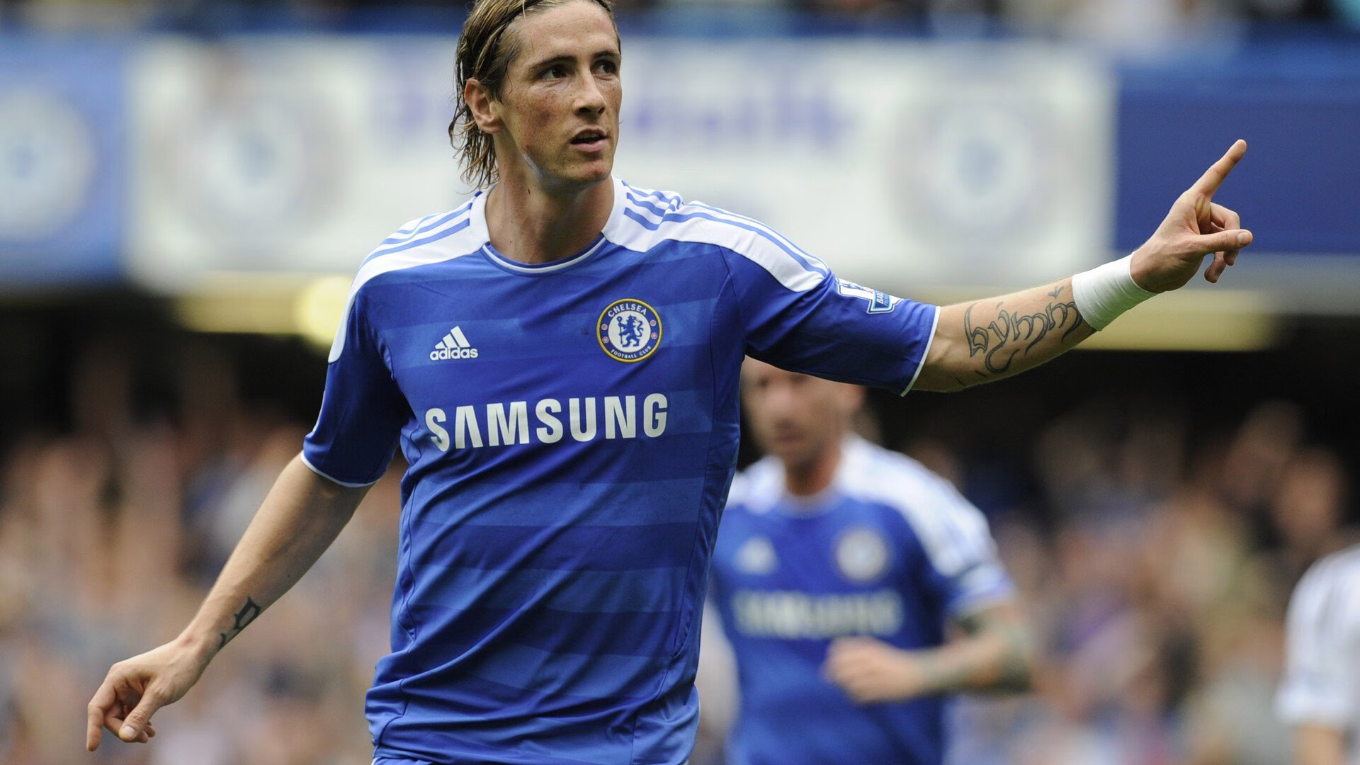 TheShy重返赛场，重返赛场首场状态出色，G2观众沸腾！上演精彩一战