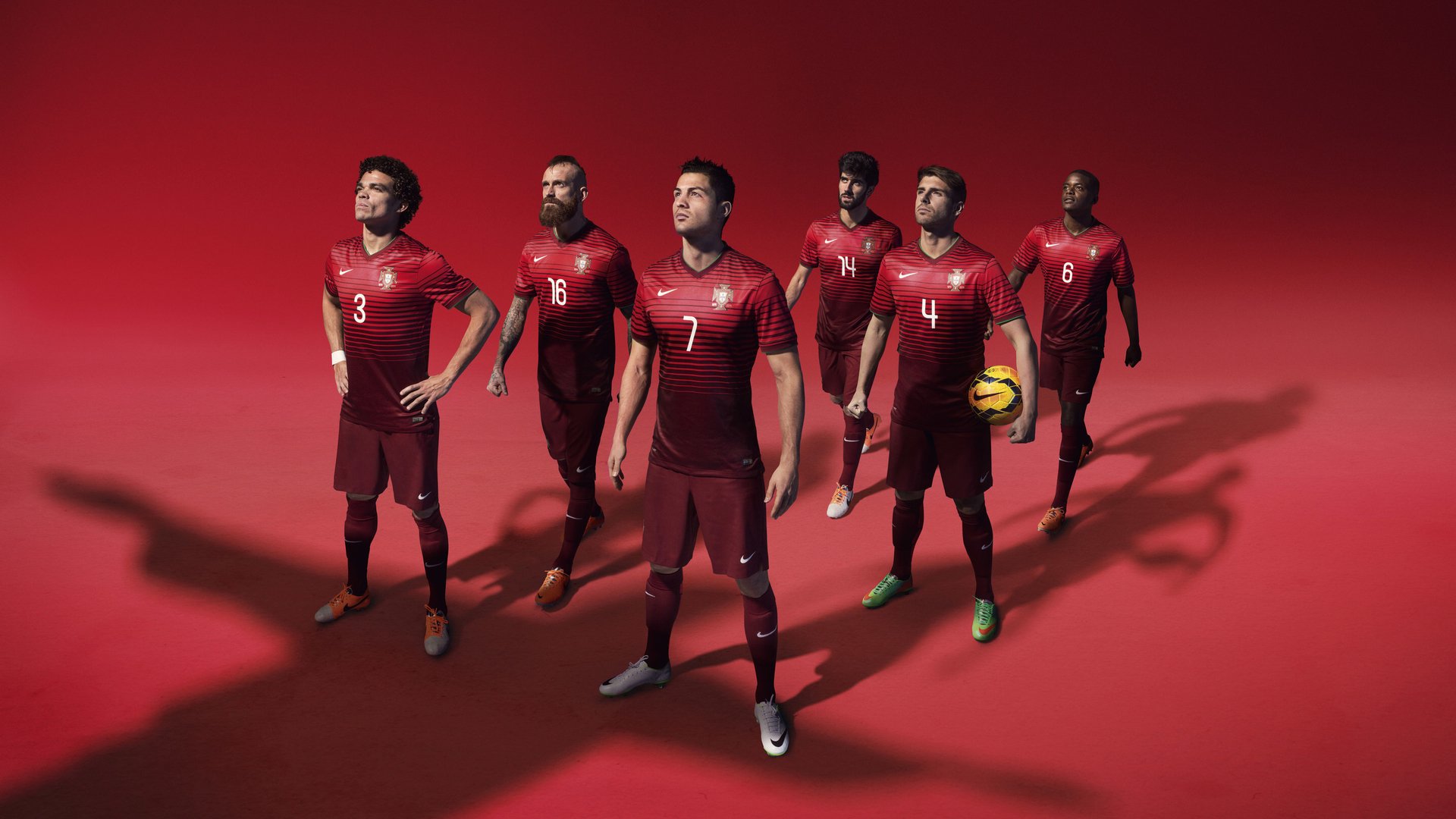 巴黎圣日耳曼前途光明！萨拉赫新星反败为胜表现突出引发球迷热议