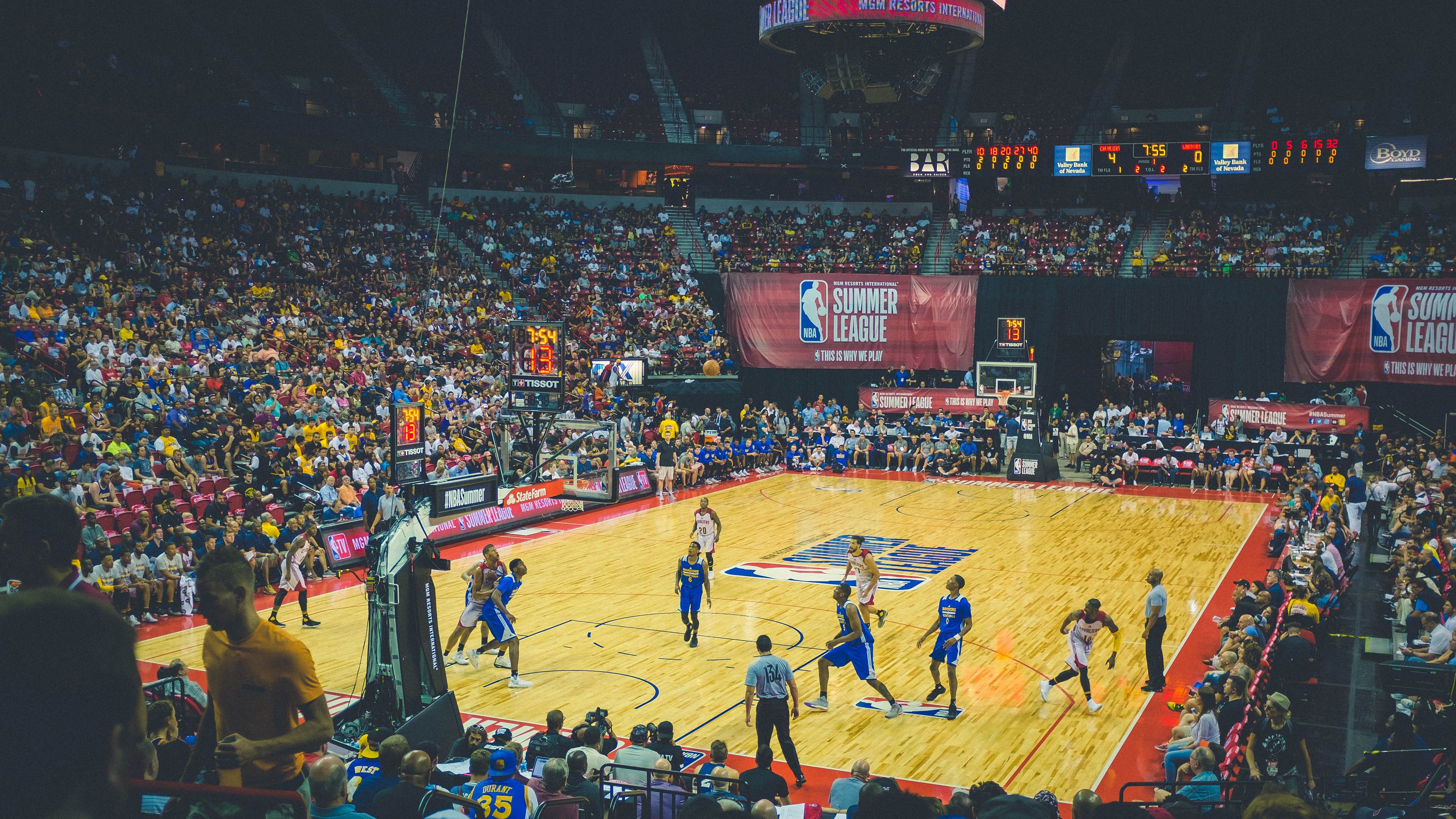 内马尔复出首秀出彩，利物浦主场绝杀休斯顿火箭，豪取35连胜的简单介绍